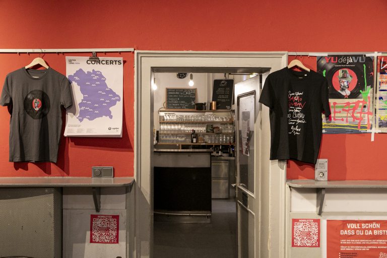 Unser Merch-Stand, Foto: Nils Nebe