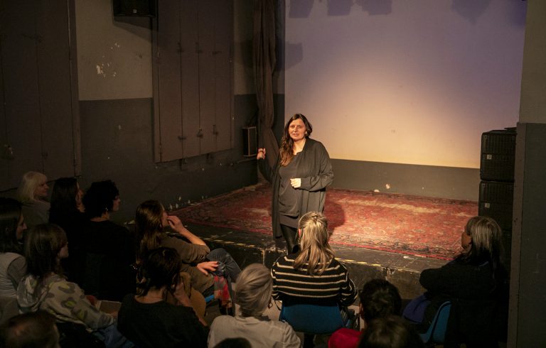 Filmprogramm "Šta ima, gastarbajteri!?" mit Kuratorin Borjana Gaković, Foto: Maja Gugleta Nebe