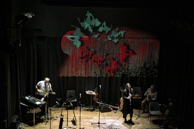 BaShbozouki's feat. Pheli Sommer, Nadina Memagić, Manu Théron