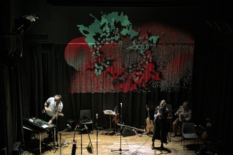 BaShbozouki's feat. Pheli Sommer, Nadina Memagić, Manu Théron