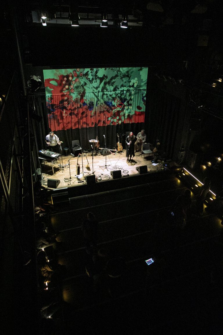 BaShbozouki's feat. Pheli Sommer, Nadina Memagić, Manu Théron