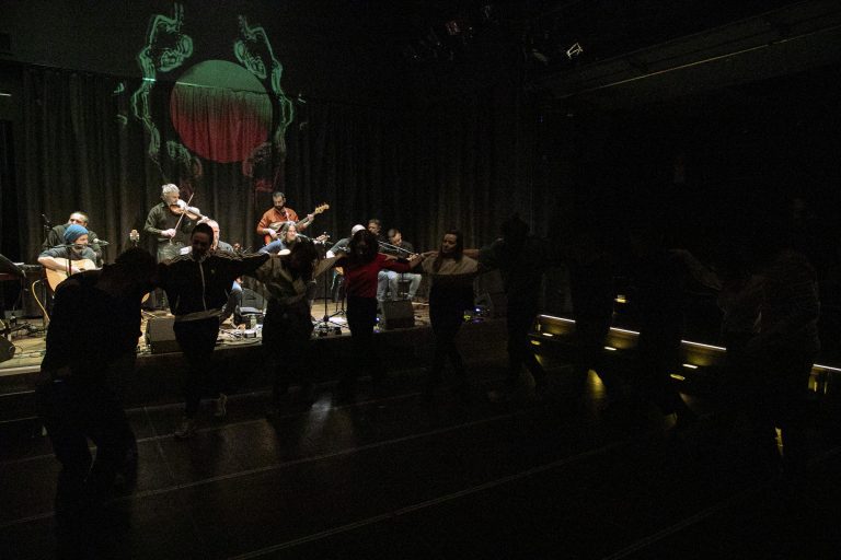 Pnema feat. Ta Mourmourakia, Chaspa, Manu Théron, Foto: Nils Nebe