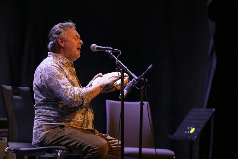 744A6551_byNilsNebe_Manu_Théron_COS_241210