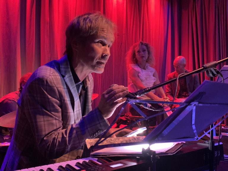 Ira Blažejewski mit Diasporata, Foto: Nils Nebe