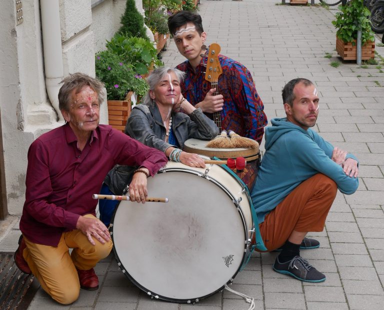 Ming(R)a Sommer Lounge mit Tresmundo